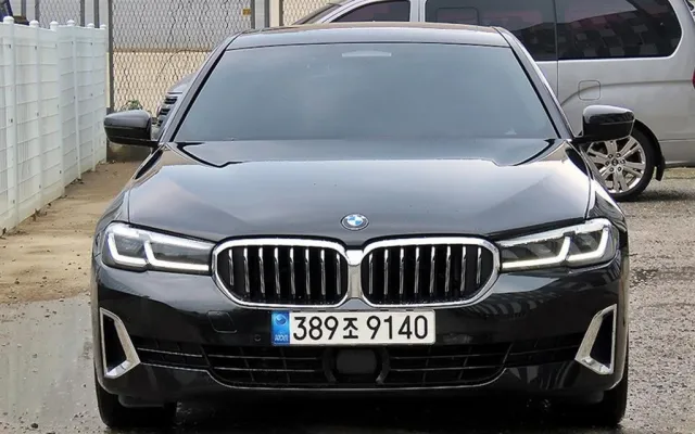 5시리즈 (G30) 520i 럭셔리
